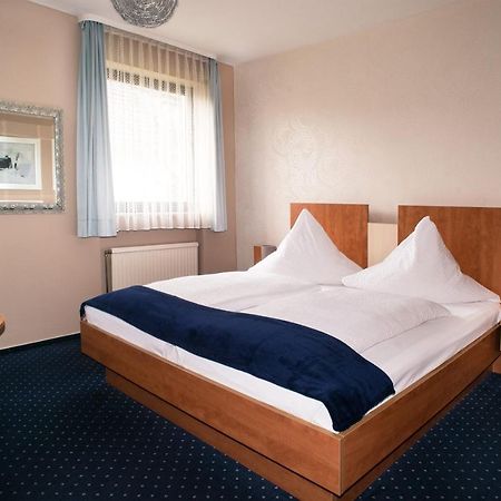 Hotel Garni Haus Schoenberger Heiligenhaus Zewnętrze zdjęcie