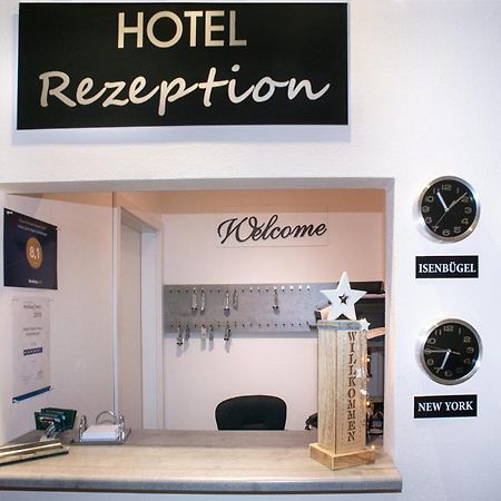 Hotel Garni Haus Schoenberger Heiligenhaus Zewnętrze zdjęcie