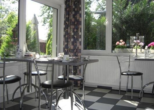 Hotel Garni Haus Schoenberger Heiligenhaus Zewnętrze zdjęcie